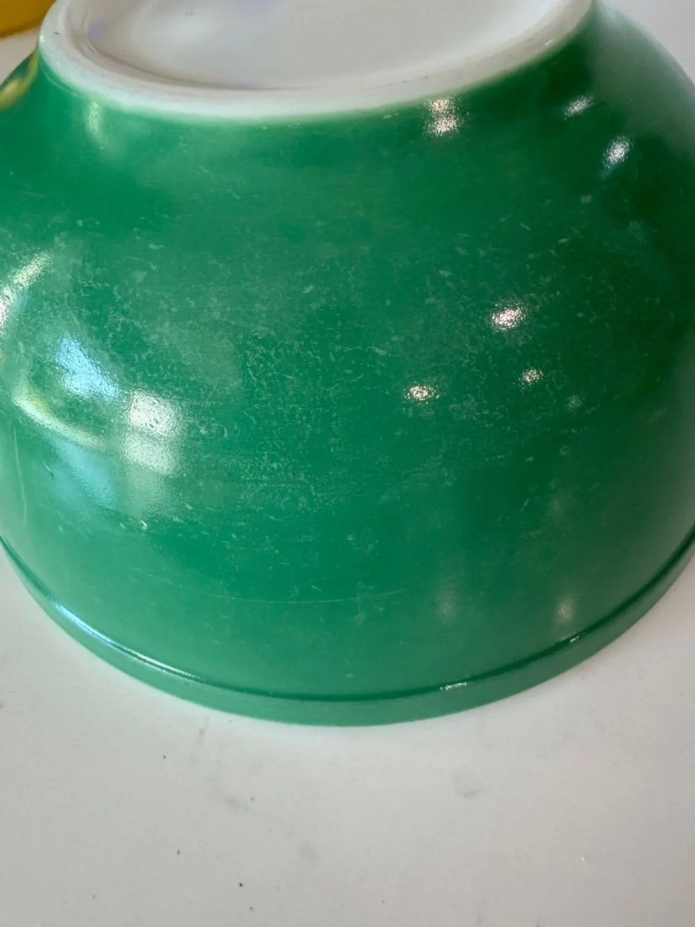Vintage Pyrex Green Milk Glass 2 1/2 Qt Medium Mixing Bowl Nesting